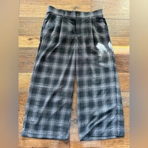 Torrid Studio Wide Leg High- Rise Pant- size 14